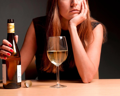 Анонимное лечение женского алкоголизма в Энгельсе
